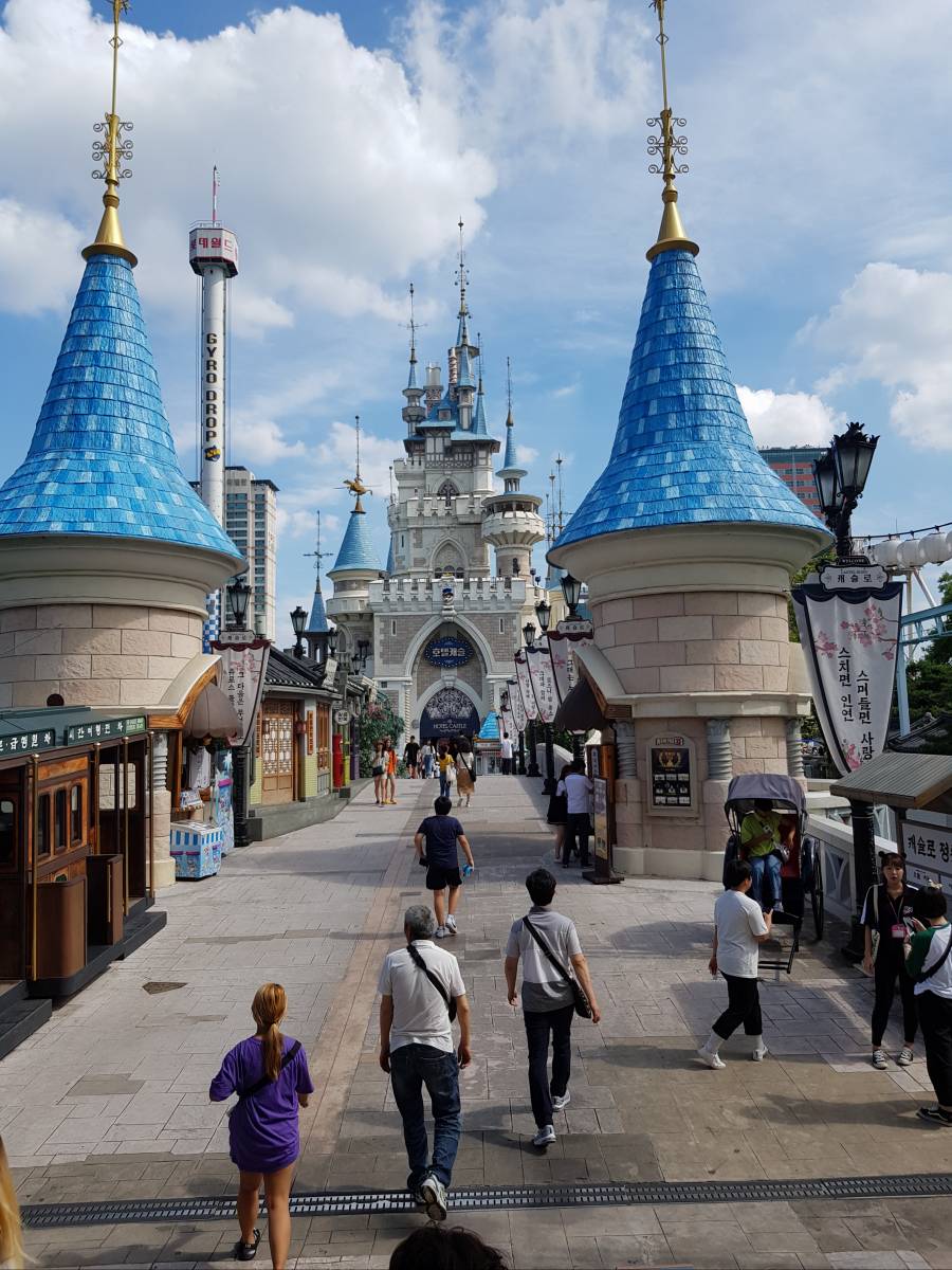 Lotte World Seoul Discount Ticket (+ Magic Pass Premium option) Trazy