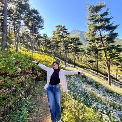 Photo review number 17497 from Hajra S
