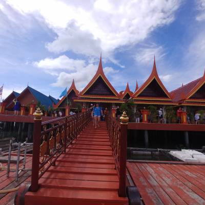 Photo review number 1252 from Samrat H
