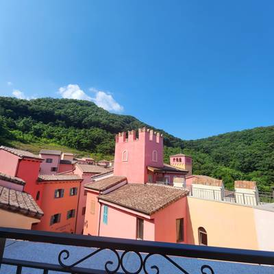 Photo review number 11648 from Rawan O