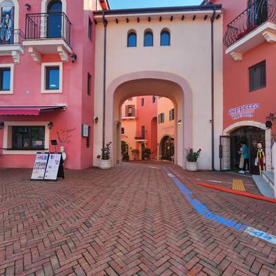 Photo review number 11645 from Rawan O