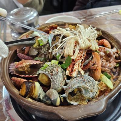 Photo review number 13100 from Theresia K