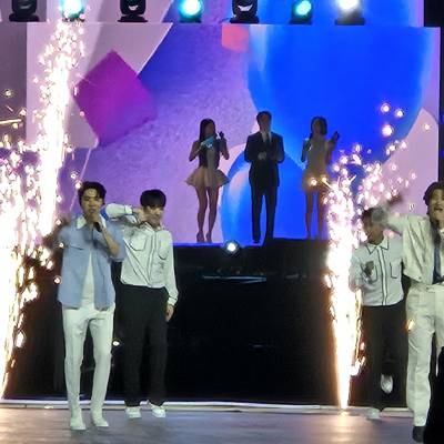 Photo review number 16303 from anni*********@*********