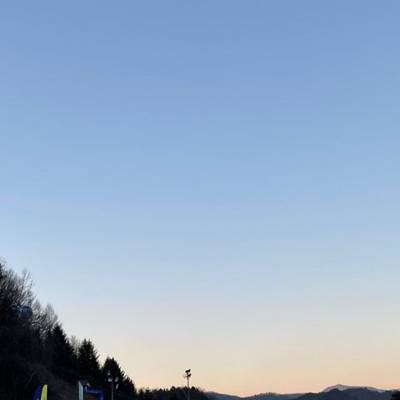 Photo review number 7221 from Nicolas P