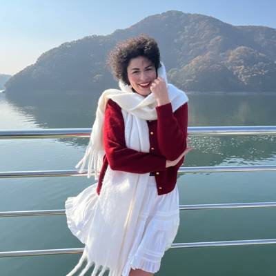 Photo review number 17944 from Leila E