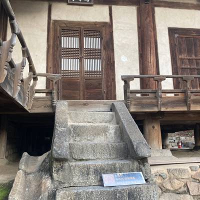 Photo review number 6323 from Stephanie S