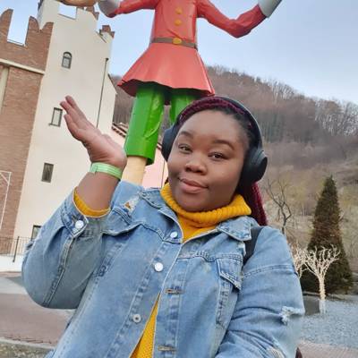 Photo review number 10757 from Chigozie U