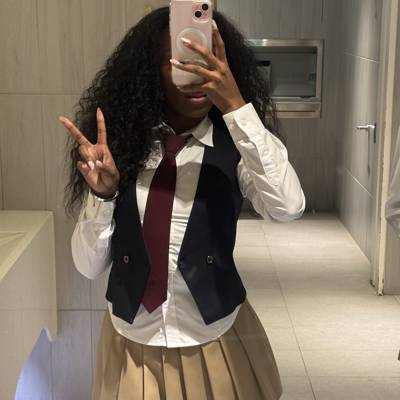 Photo review number 17734 from Seannia L