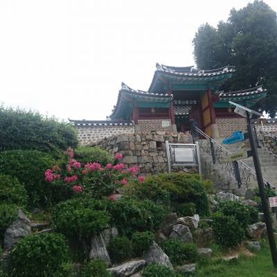 Photo review number 859 from Sherelle C