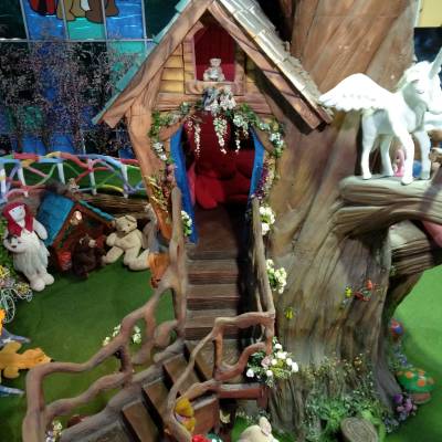 Photo review number 1326 from T. claire