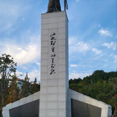 Photo review number 13107 from XAVIER ROEL A