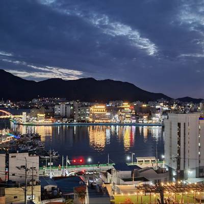 Photo review number 13106 from XAVIER ROEL A